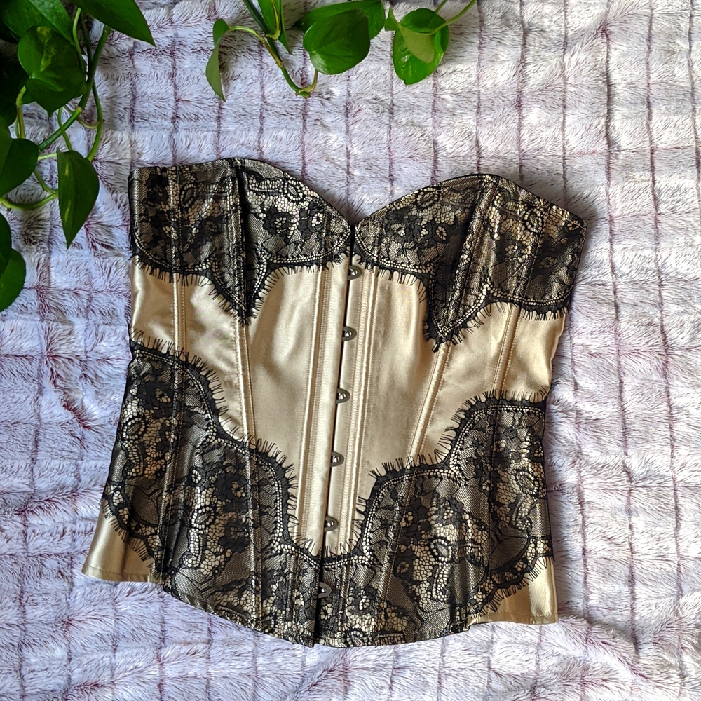 Adore Me Gold and Black Lace Corset LARGE